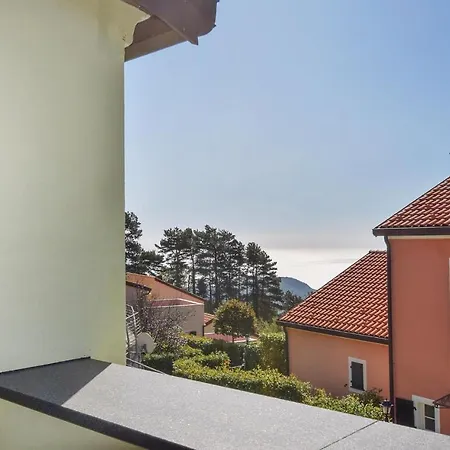 Stunning In W/ Outdoor Swimming Pool, Sauna And 2 Bedrooms Magliolo